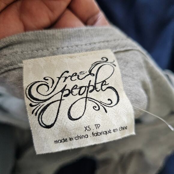 Free People Gray Still Got it Mesh Oversized Bell Sleeves Boho Top Size XS - Picture 4 of 5